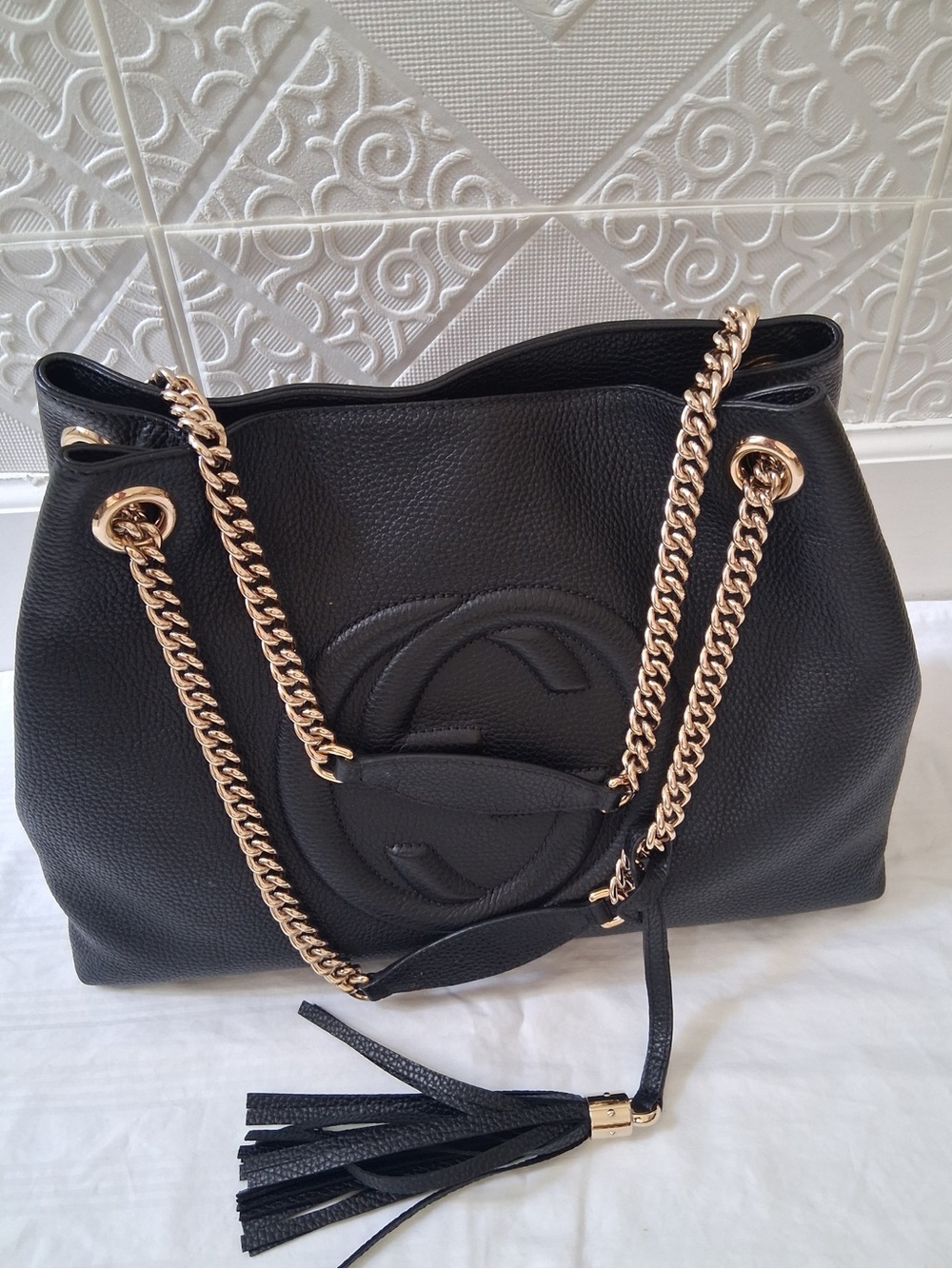 Gucci Soho Leather Shoulder Bag with Gold Chain - Picture 15 of 15